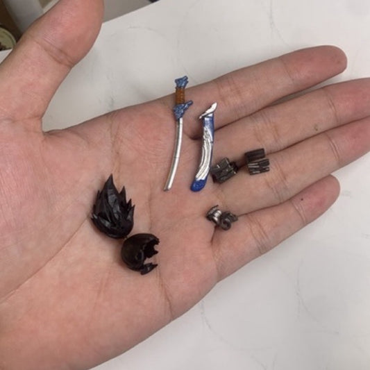 Minifigure Accessories: Yasuo Sword, Hair, Arm & Leg Armor – League of Legends