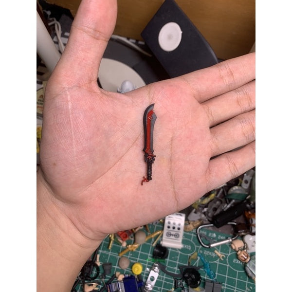 Minifigure Accessories: Fantasy Handheld Equipment