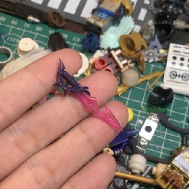 Minifigures Accessory: Chide Water Weapon (Genshin Impact)