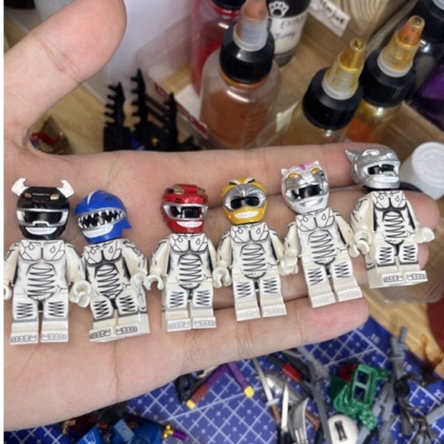 Custom Minifigures: Superhero Warrior Gao Helmet Assembly (Power-Inspired Custom)