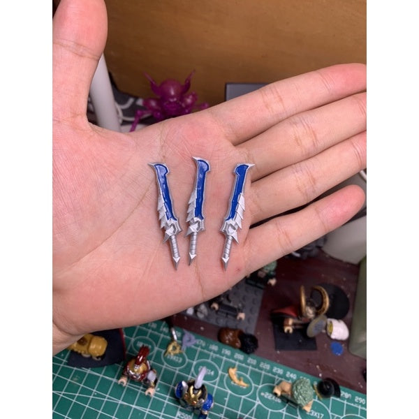 Knight Blade Alucard – Custom Minifigure Accessory (Mobile Legends)