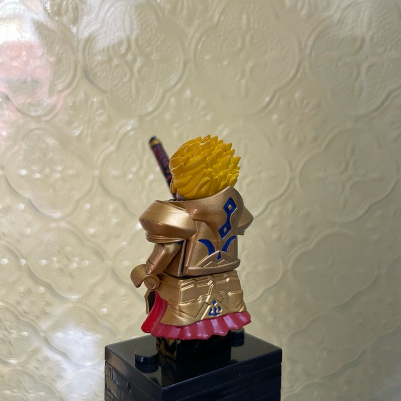 Gilgamesh Custom Minifigure – Fate Anime Inspired