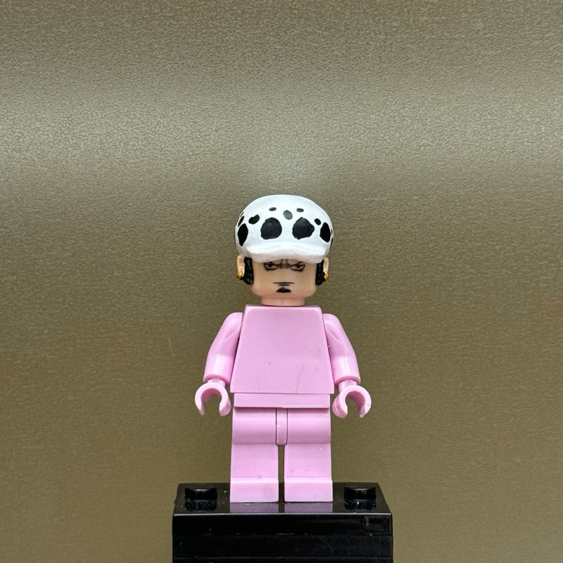 Trafalgar Law Accessory Collection – Custom Minifigure Add-ons One Piece